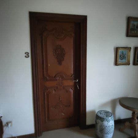 Tirto 27 Homestay Yogyakarta Exteriör bild