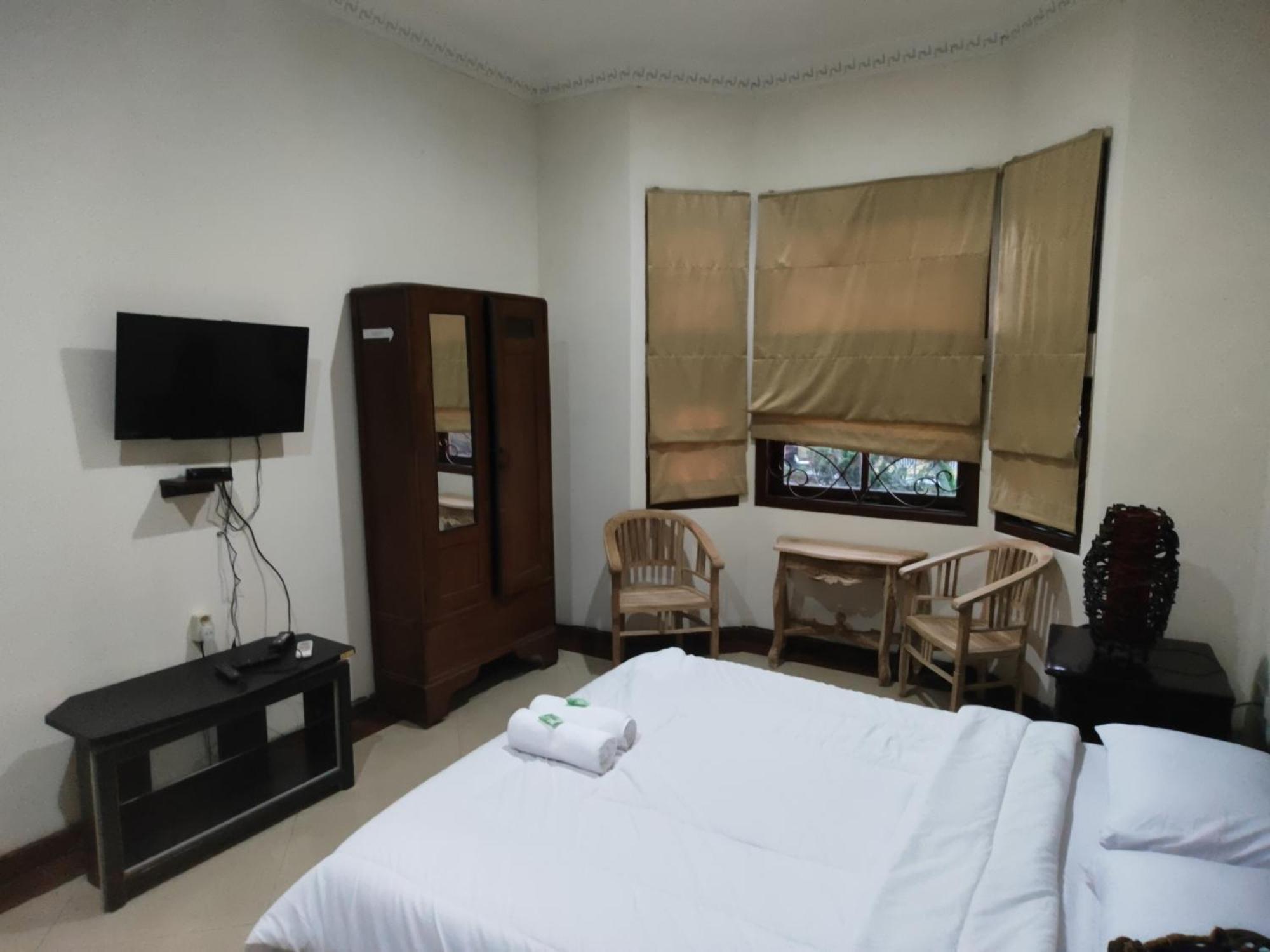 Tirto 27 Homestay Yogyakarta Exteriör bild